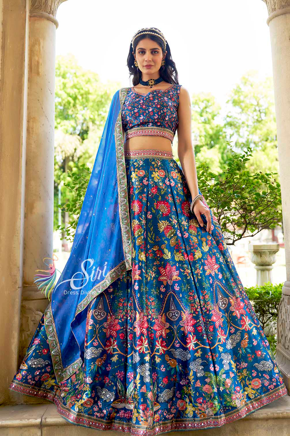 Blue colour Banaras crop top