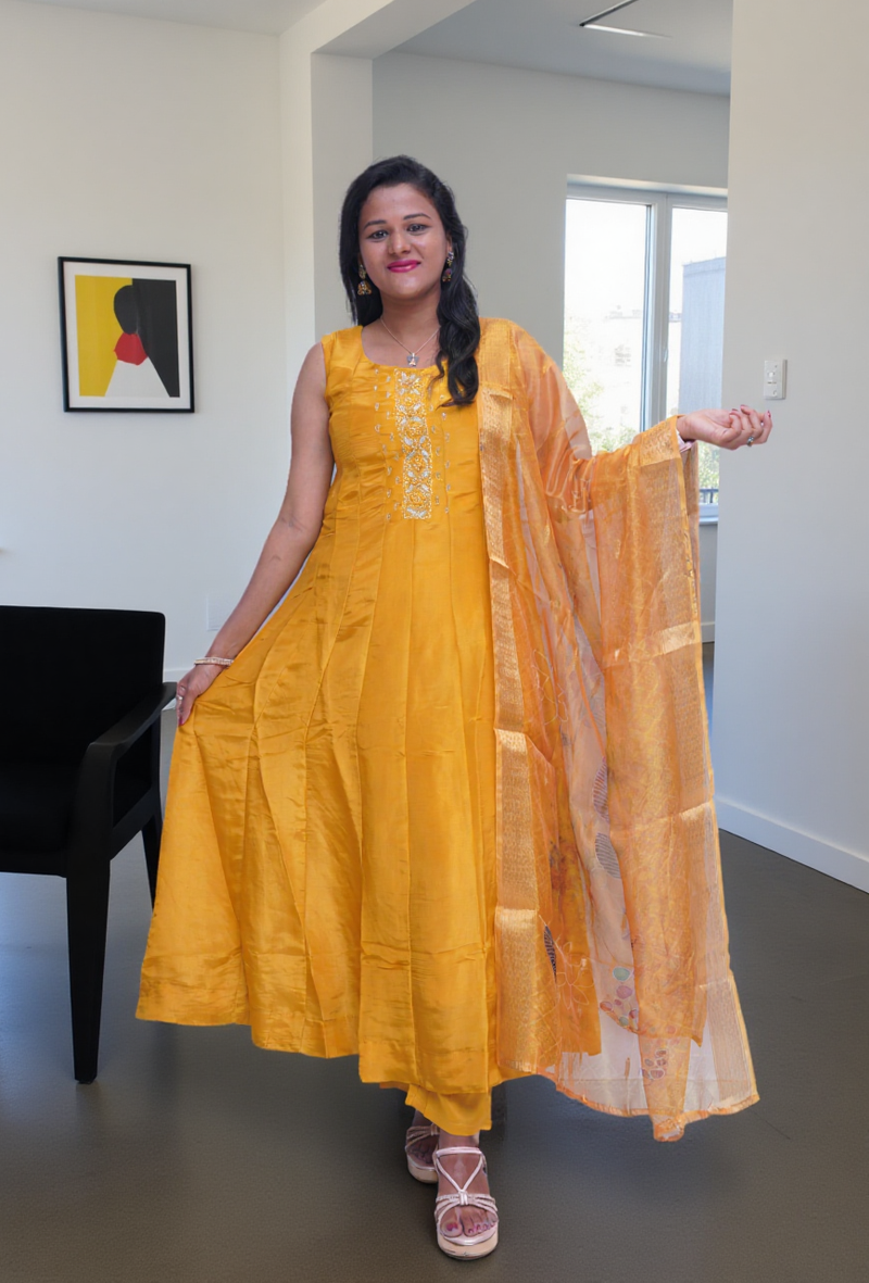 Crepe Silk 3 Pcs Bottom Dupatta Set