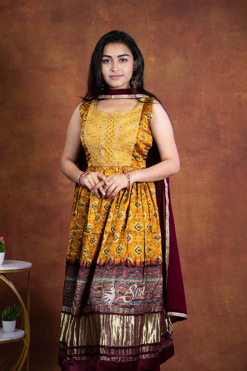 Imitation Pattu Chudidar Kali