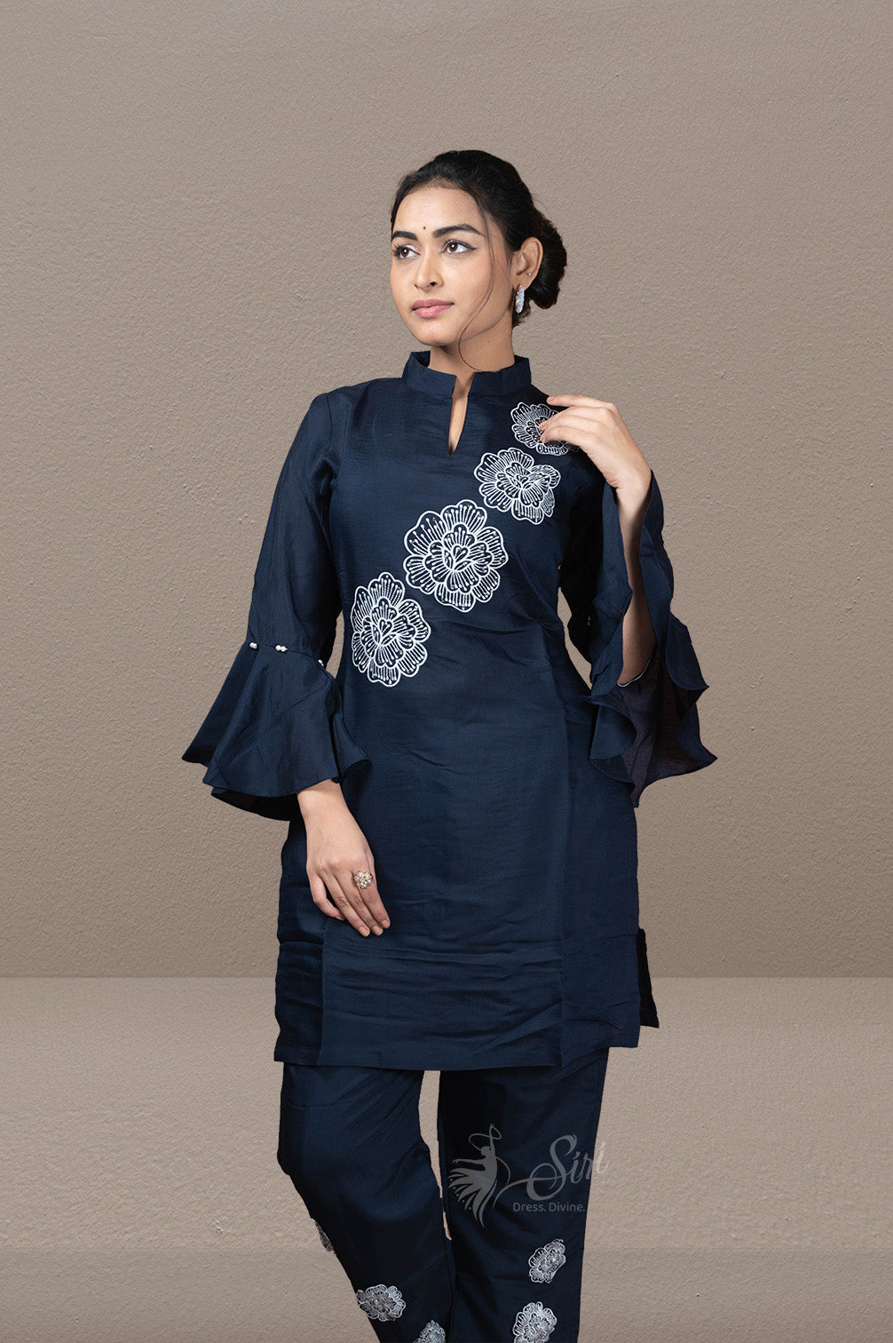 Blue colour thread work top bottom set