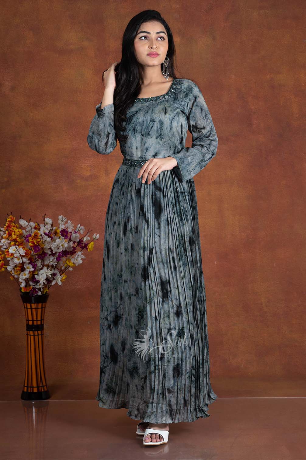Grey Colour Georgette Kuti