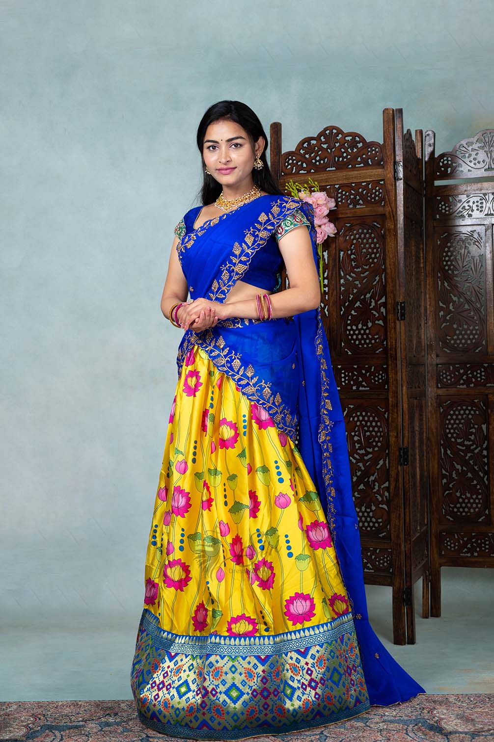 Floral Print And Paitani Border Half Saree