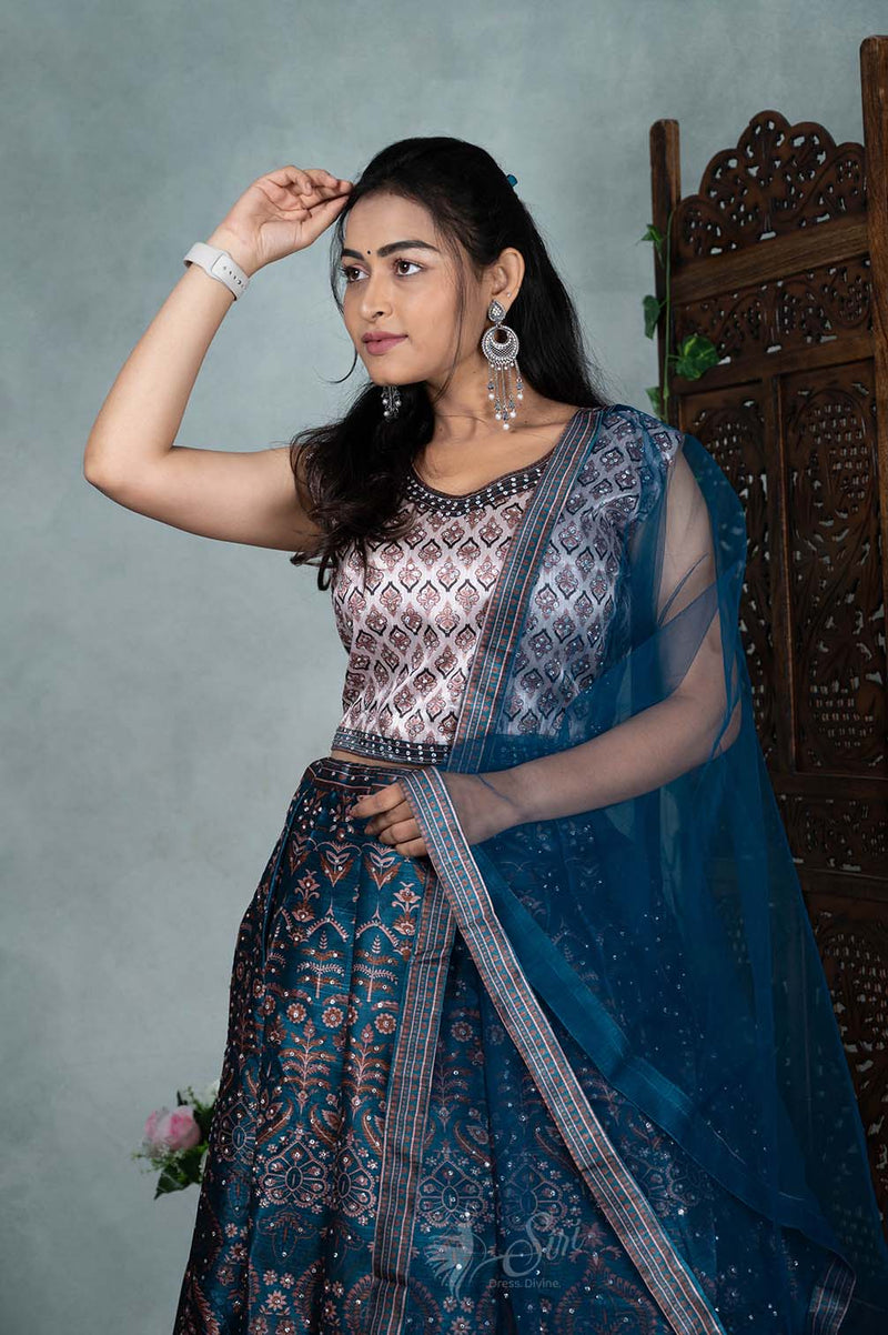 Raw Silk Navya Blue Colour Crop Top