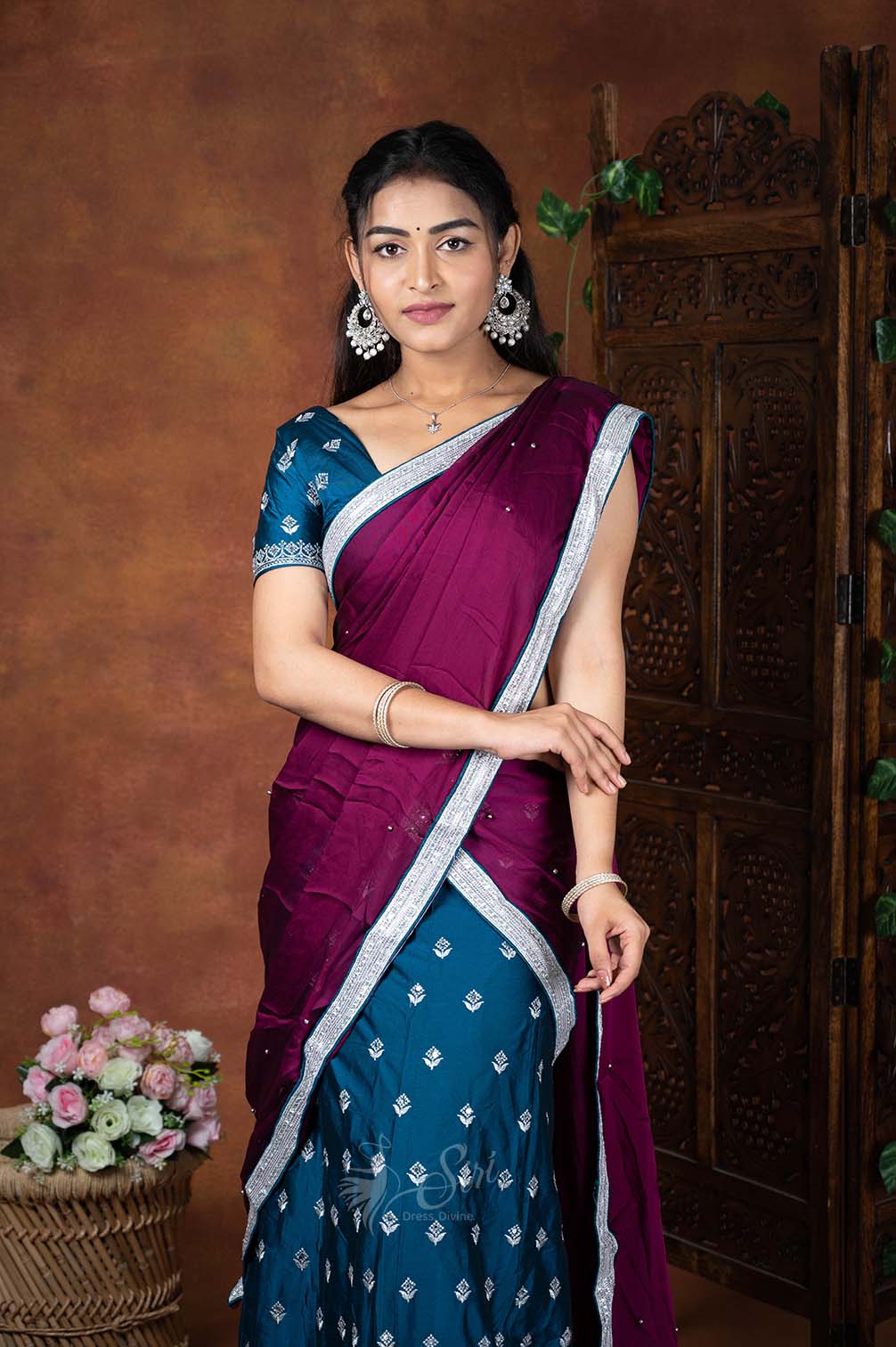 Banarasi Vastra Chanderi Silk Woven Saree with Silver Zari Brocade Flo