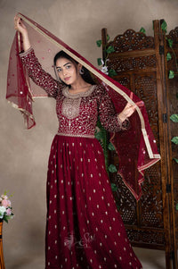 Gold Zari Crushing Thread And Embroidary Work Chudidar Kali