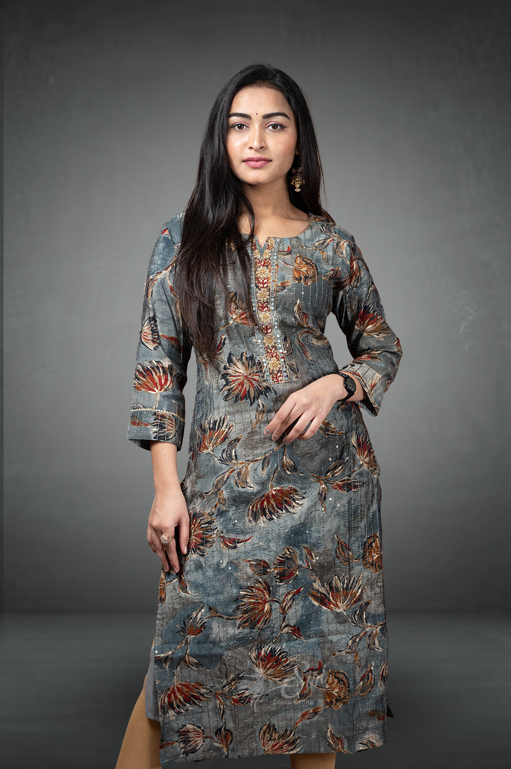 Gray colour chanderi straight cut kurti