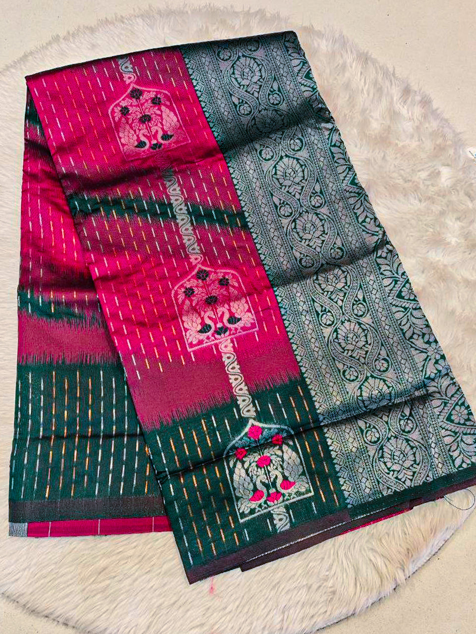 Chitki Pattu Saree