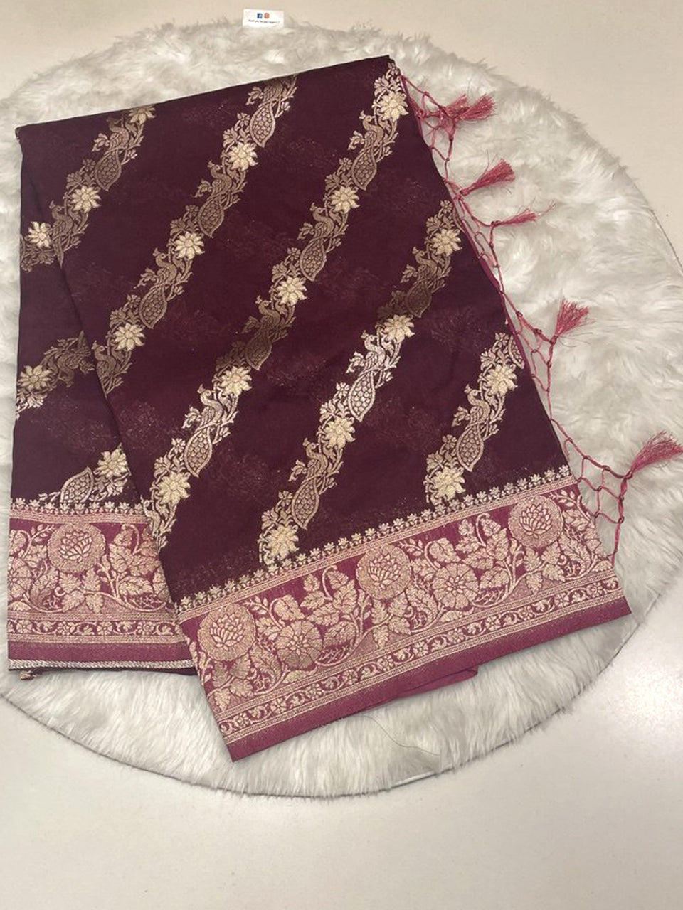 Diagonal Zari Stripes Banarasi Jute Saree
