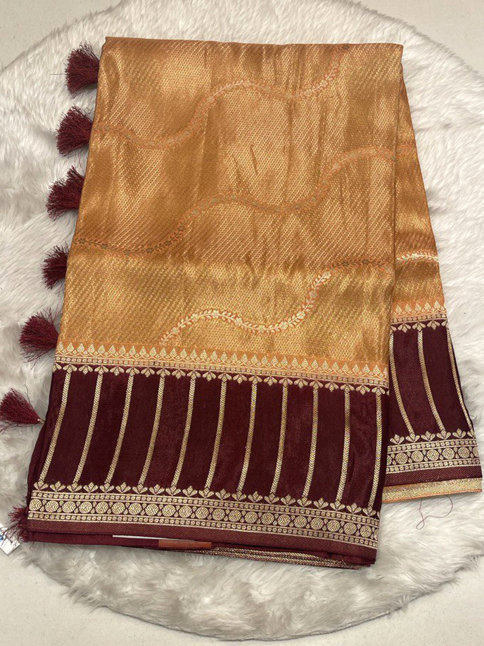 Banarasi Kathan saree