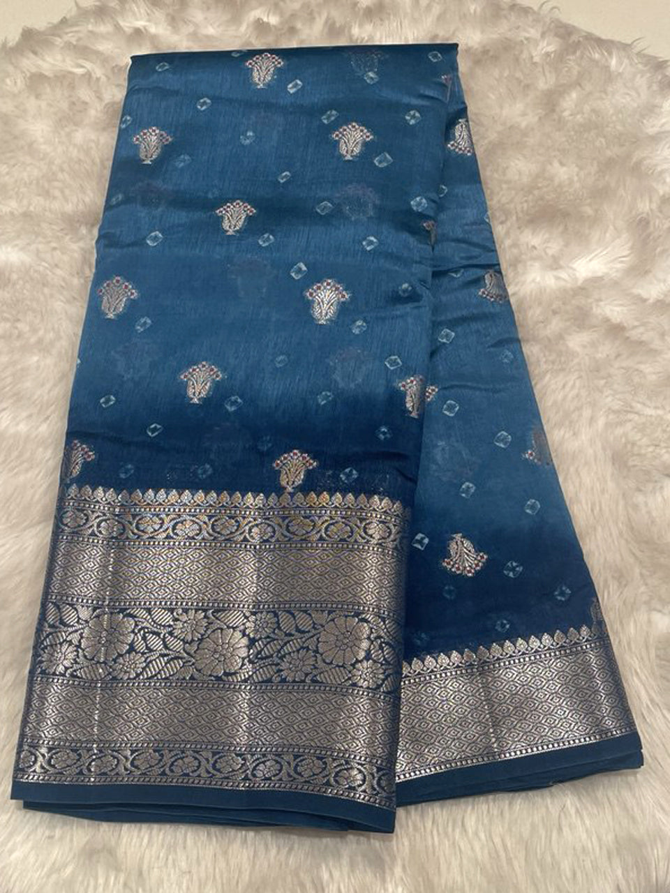 Mini Mango Pattu Saree