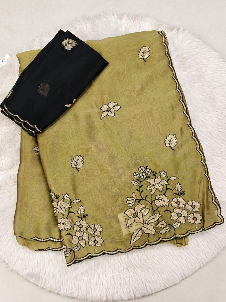 Mouse Crepe Silk Saree