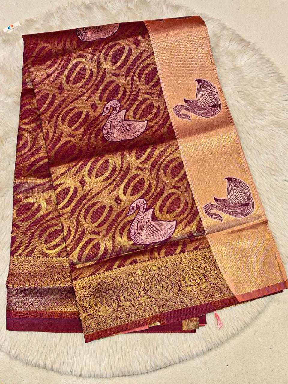Banarasi Saree (Swan Motif)