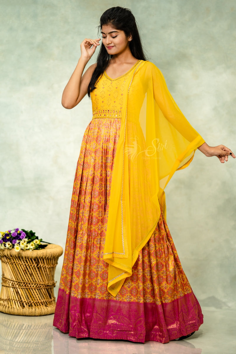 Raw Silk Floral Print Chudidar Kali