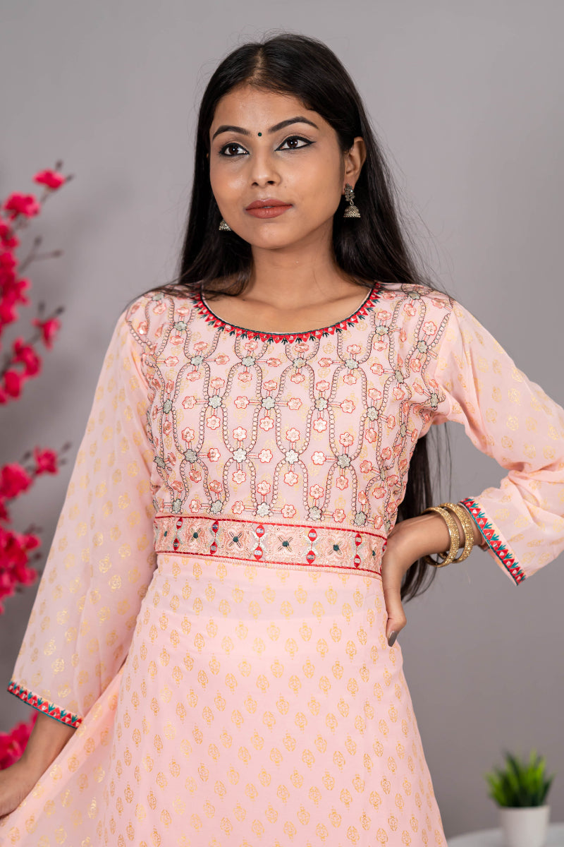 Buy Label Shaurya Sanadhya Peach Kurta Set With Heavy Dupatta (Set of 3)  online